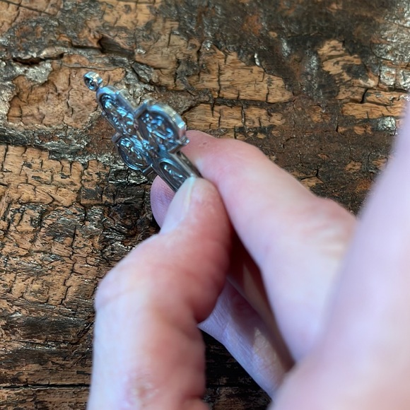 Vintage silver tone medal, I am a catholic please call a priest charm. - Picture 8 of 9